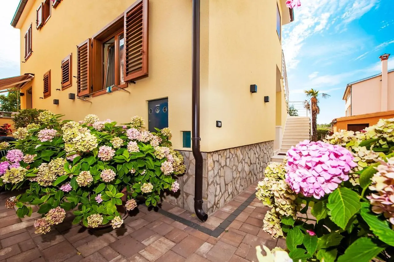 Apartment Ferienwohnung Casa Leona Rovinj